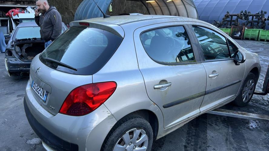 Autoradio d'origine PEUGEOT 207 PHASE 1 Diesel image 5