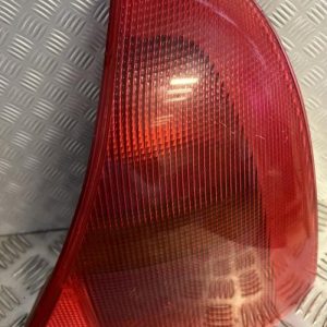 Feu arriere principal droit (feux) RENAULT CLIO 2 PHASE 1 Essence image 1