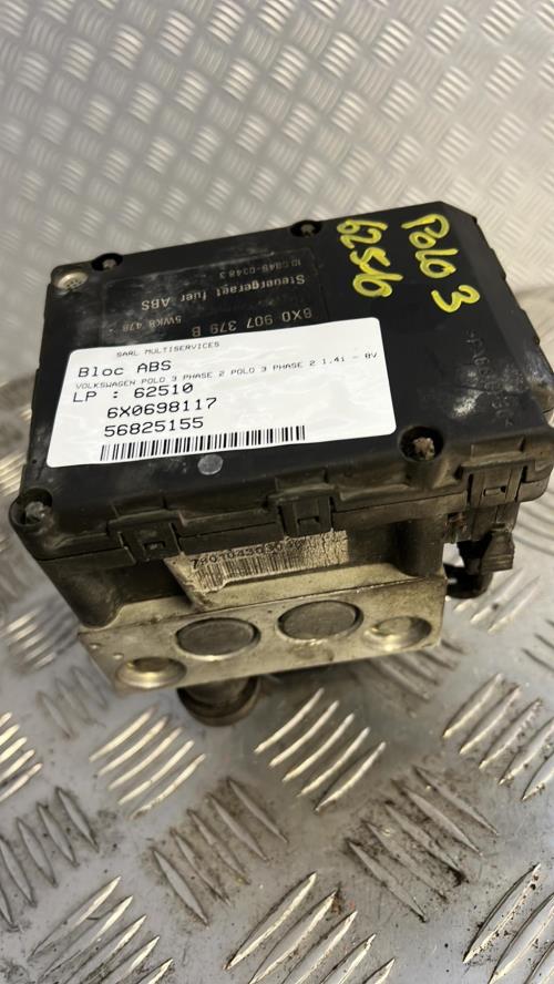Bloc ABS (freins anti-blocage) VOLKSWAGEN POLO 3 PHASE 2 Essence image 1