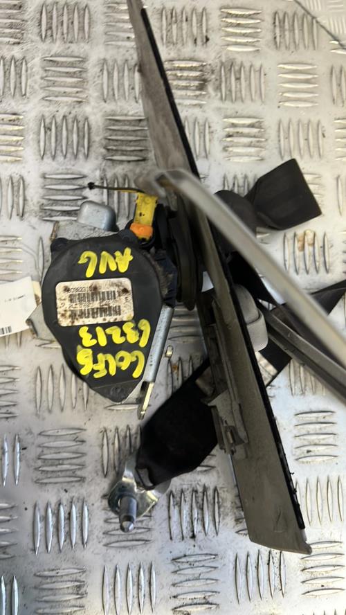 Ceinture avant gauche VOLKSWAGEN GOLF 5 BREAK Diesel image 1