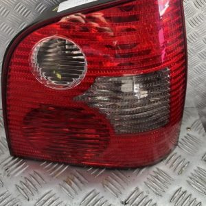 Feu arriere principal droit (feux) VOLKSWAGEN POLO 4 PHASE 1 Essence image 1