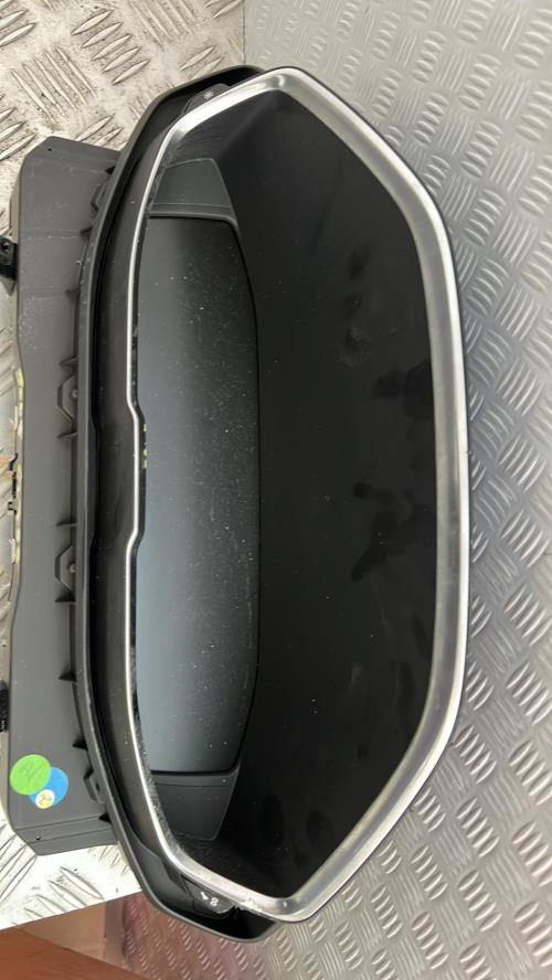 Compteur PEUGEOT 5008 2 PHASE 1 Essence image 1