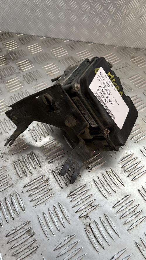 Bloc ABS (freins anti-blocage) NISSAN MICRA 3 PHASE 1 Essence image 1