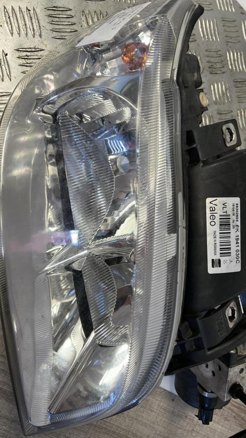 Optique avant principal droit (feux)(phare) SEAT IBIZA 2 PHASE 3 Diesel image 1