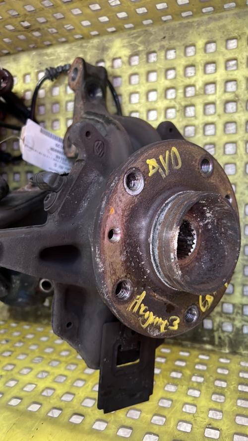 Moyeu avant droit RENAULT MEGANE 3 PHASE 1 Diesel image 1