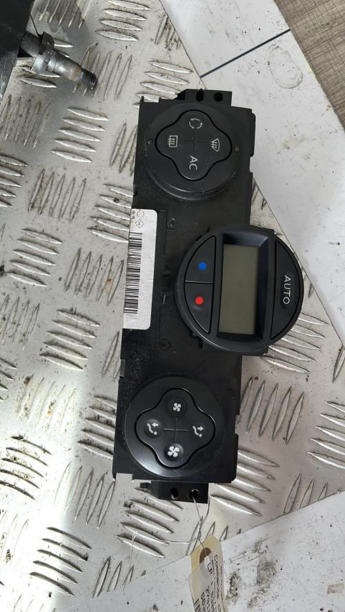 Commande chauffage RENAULT SCENIC 2 PHASE 2 Diesel image 1