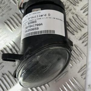 Anti brouillard droit (feux) VOLKSWAGEN PASSAT 4 PHASE 2 Diesel image 1