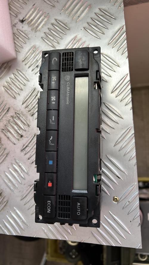 Commande chauffage VOLKSWAGEN PASSAT 4 PHASE 2 Diesel image 1