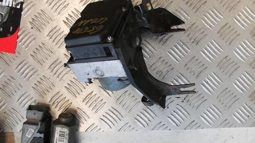 Bloc ABS (freins anti-blocage) DACIA SANDERO 1 Essence/GPL image 3