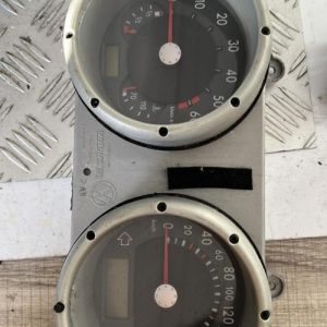 Compteur VOLKSWAGEN POLO 3 PHASE 2 Essence image 1