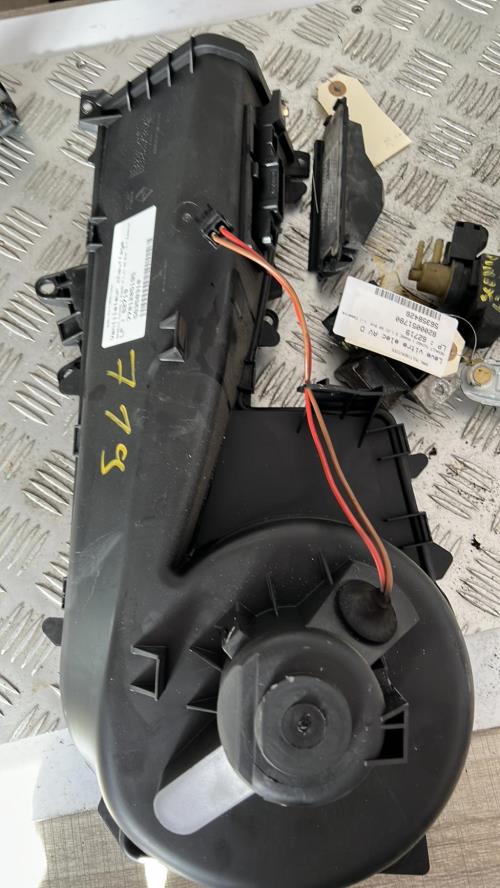 Ventilateur chauffage RENAULT TWINGO 1 PHASE 3 Essence image 1