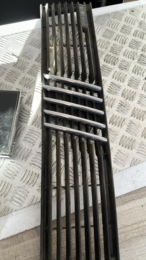 Calandre FIAT PANDA 1 PHASE 2 Essence image 1