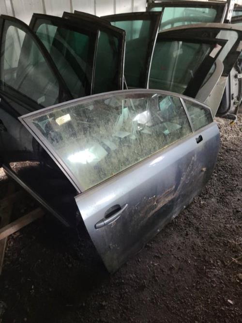 Porte avant droit CITROEN C4 1 PHASE 1 COUPE Diesel image 3