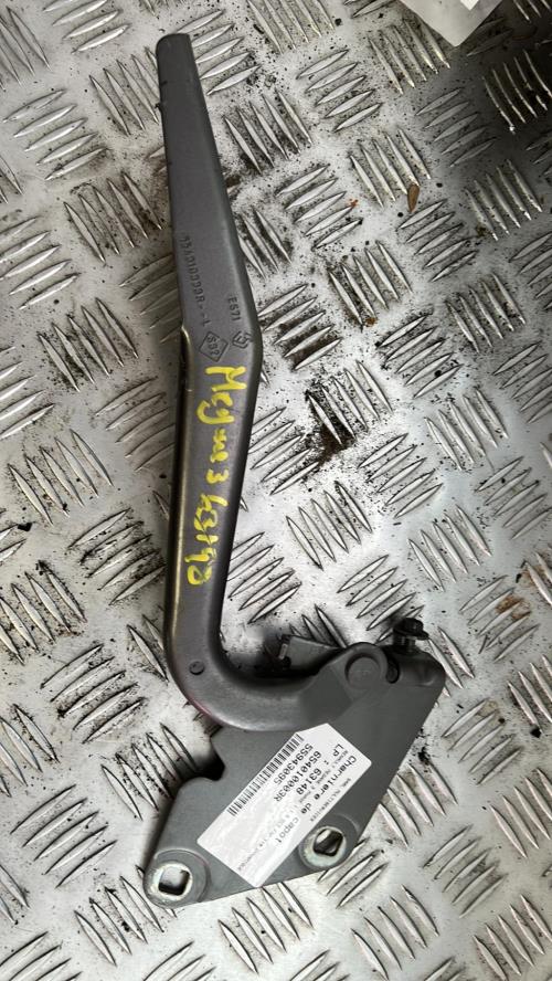 Charniere de capot RENAULT MEGANE 3 PHASE 1 Diesel image 1