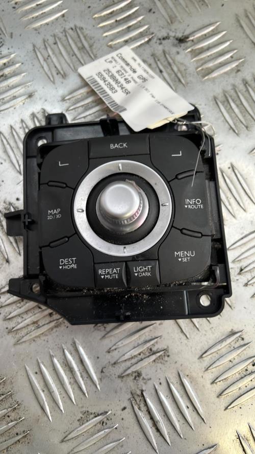 Commande GPS RENAULT MEGANE 3 PHASE 1 Diesel image 1