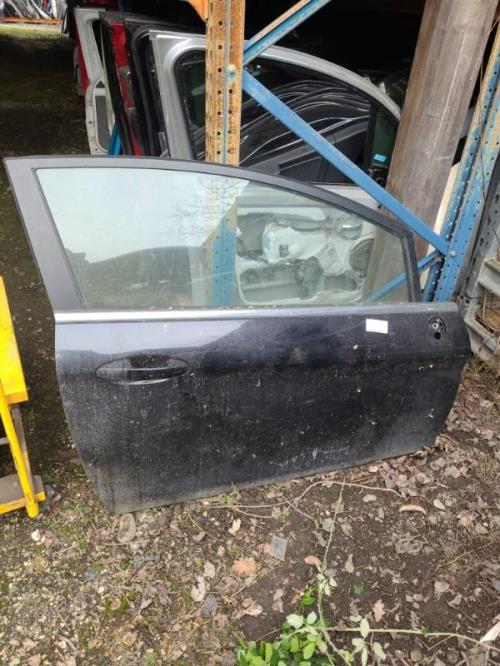 Porte avant droit FORD FIESTA 6 PHASE 1 Diesel image 2