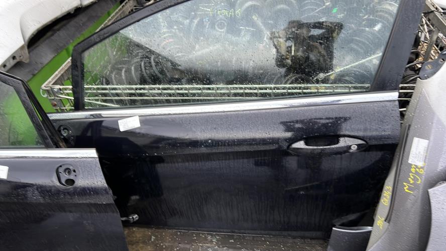 Porte avant gauche FORD FIESTA 6 PHASE 1 Diesel image 1