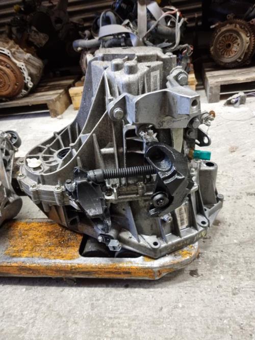 Boite de vitesses RENAULT MEGANE 3 PHASE 1 Diesel image 1