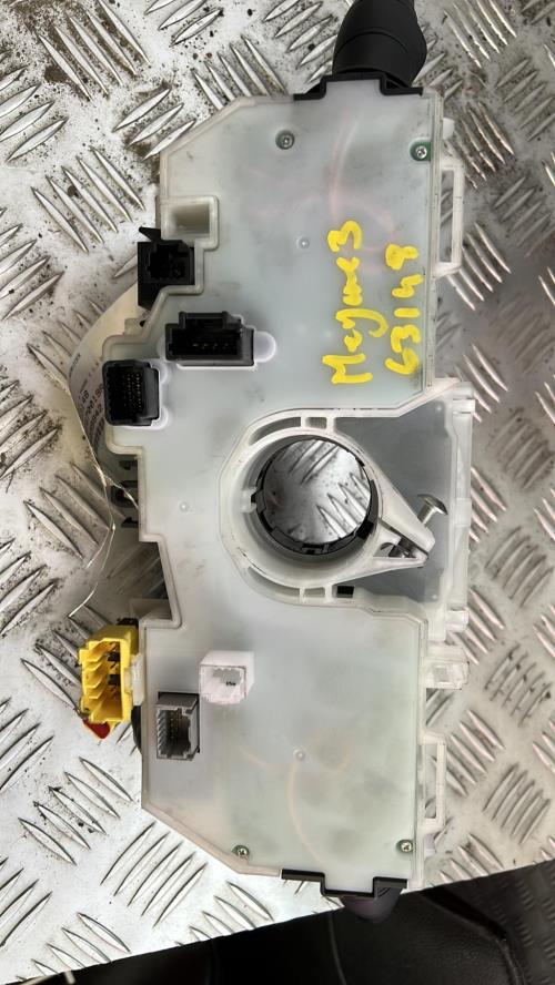 Com (Bloc Contacteur Tournant+Commodo Essuie Glace+Commodo Phare) RENAULT MEGANE 3 PHASE 1 Diesel image 2