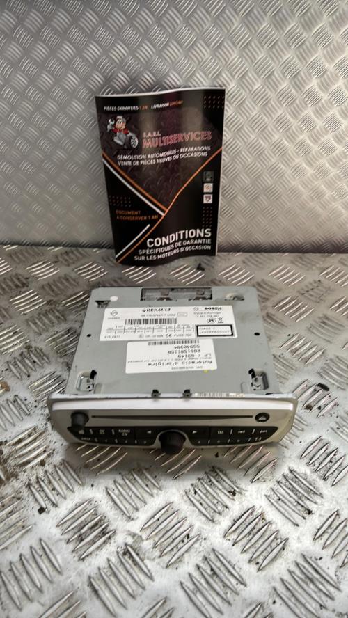 Autoradio d'origine RENAULT MEGANE 3 PHASE 1 Diesel image 1