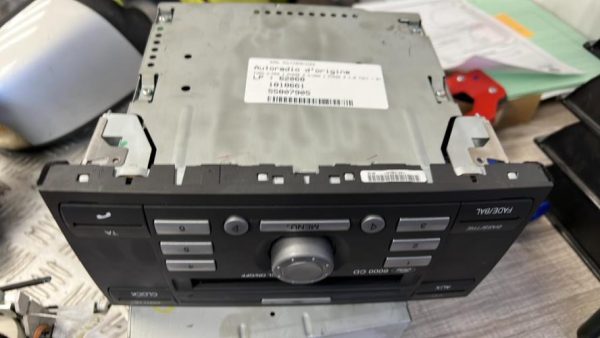 Autoradio d'origine FORD C-MAX 1 PHASE 2 Diesel image 1