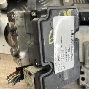 Bloc ABS (freins anti-blocage) CITROEN C3 2 PHASE 1 Essence image 1