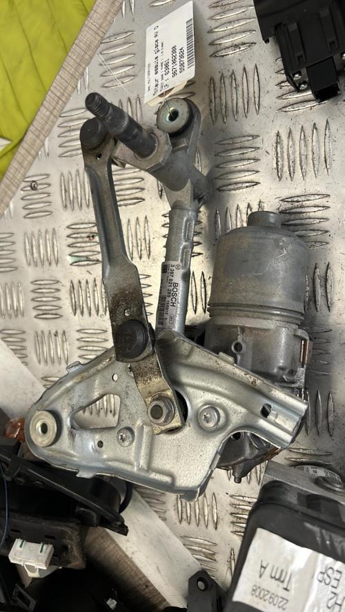 Moteur essuie glace avant droit PEUGEOT 3008 1 PHASE 1 Diesel image 1