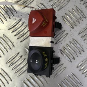 Bouton de warning RENAULT MEGANE 2 PHASE 1 Diesel image 1