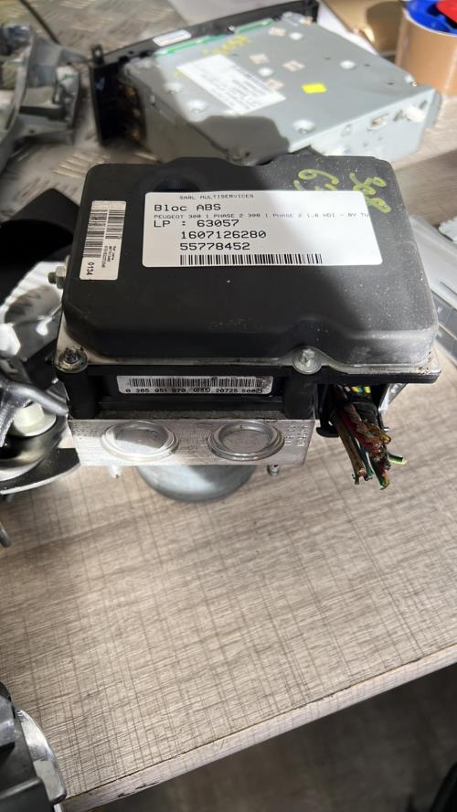 Bloc ABS (freins anti-blocage) PEUGEOT 308 1 PHASE 2 Diesel image 1