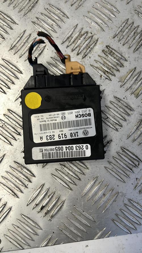 Calculateur VOLKSWAGEN GOLF 5 BREAK Diesel image 1