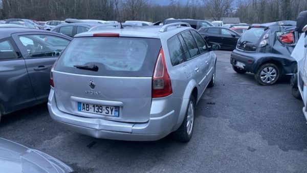 Feu arriere principal droit (feux) RENAULT MEGANE 2 PHASE 2 BREAK Diesel image 3