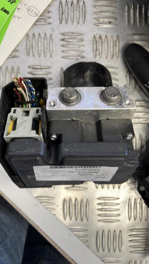 Bloc ABS (freins anti-blocage) CITROEN C3 2 PHASE 1 Essence image 1