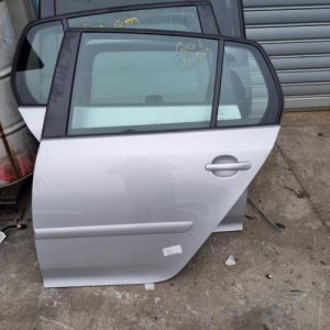 Porte arriere gauche VOLKSWAGEN GOLF 5 BREAK Diesel image 1