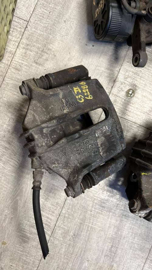 Etrier avant gauche (freinage) CITROEN C3 2 PHASE 1 Essence image 1