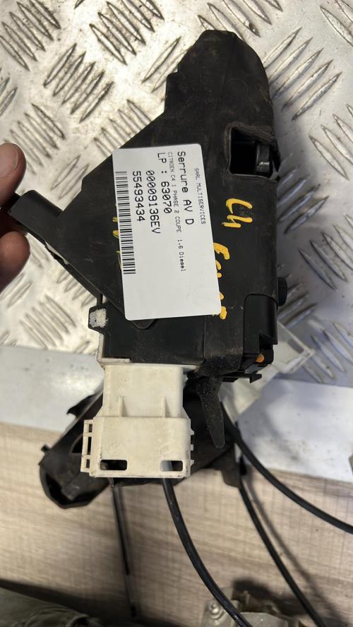 Serrure avant droit CITROEN C4 1 PHASE 2 COUPE Diesel image 1
