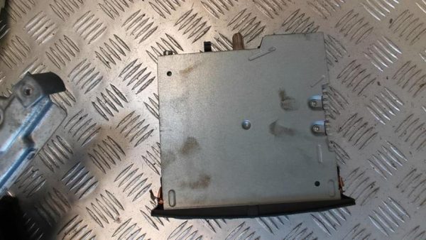 Autoradio d'origine RENAULT SCENIC 2 PHASE 1 Essence image 2