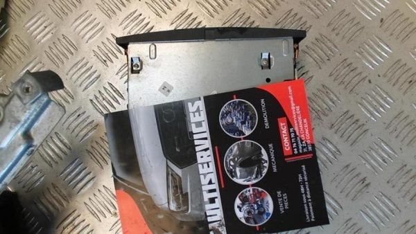 Autoradio d'origine RENAULT SCENIC 2 PHASE 1 Essence image 3