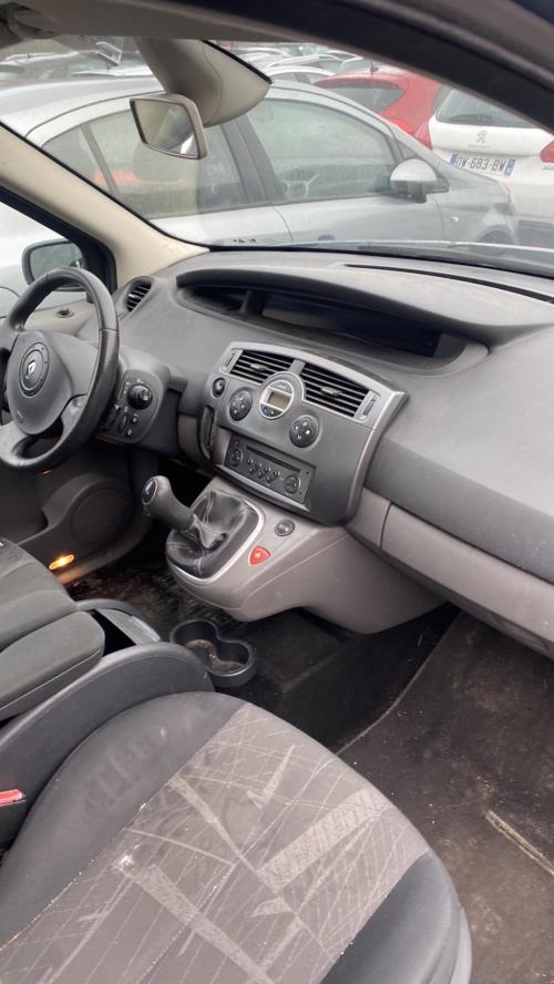 Anti brouillard droit (feux) RENAULT SCENIC 2 PHASE 1 Essence image 3