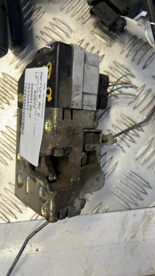 Serrure avant droit CITROEN BERLINGO 1 PHASE 2 Diesel image 3