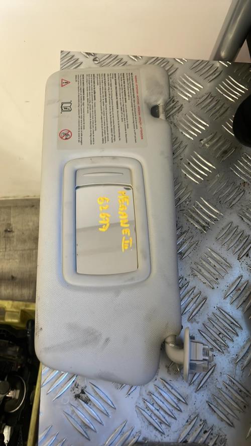Pare soleil droit RENAULT MEGANE 3 PHASE 1 Diesel image 1