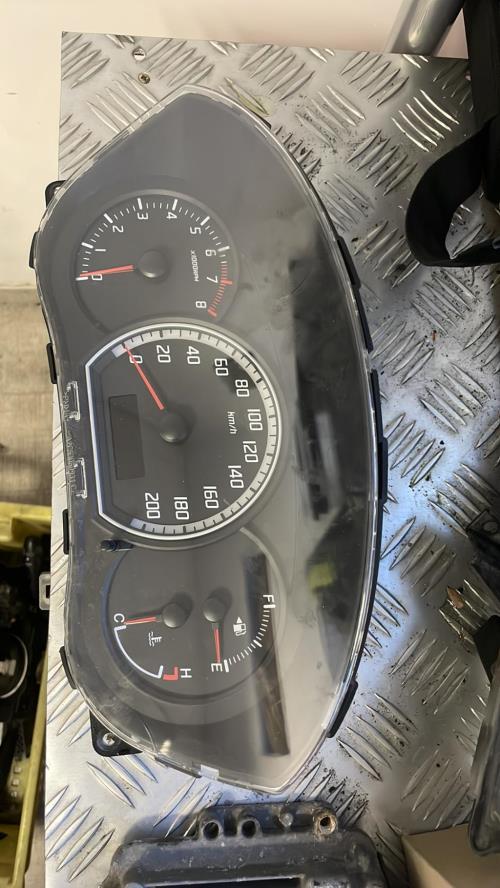 Compteur SUZUKI SWIFT 3 Essence image 1
