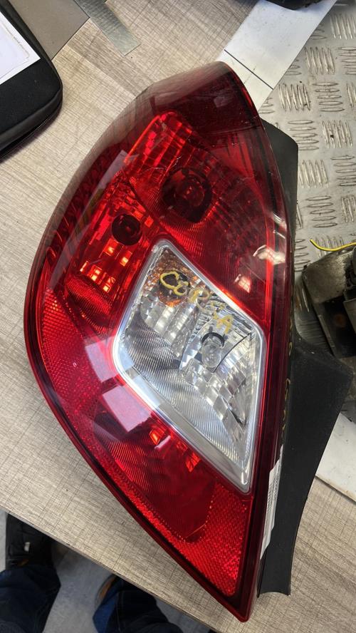 Feu arriere principal gauche (feux) OPEL CORSA D PHASE 2 Diesel image 1