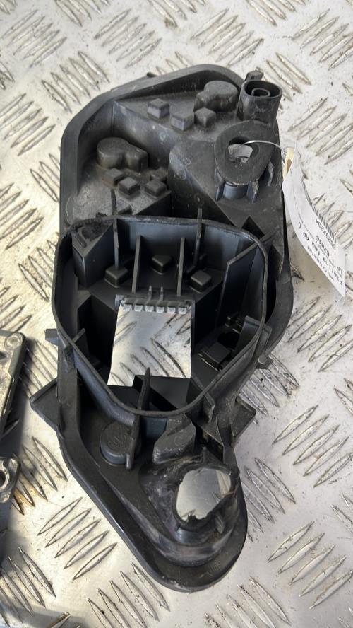 Platine feu arriere droit OPEL CORSA D PHASE 2 Diesel image 1