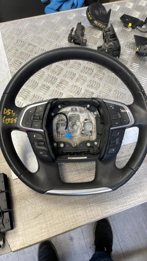 Volant DS DS4 1 PHASE 1 image 1