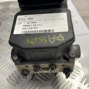 Bloc ABS (freins anti-blocage) VOLKSWAGEN PASSAT 4 PHASE 2 BREAK Diesel image 1