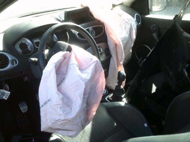 Bloc ABS (freins anti-blocage) RENAULT CLIO 3 PHASE 2 Diesel image 8