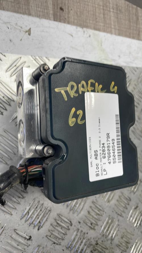 Bloc ABS (freins anti-blocage) RENAULT MASTER 3 PHASE 2 Diesel image 1