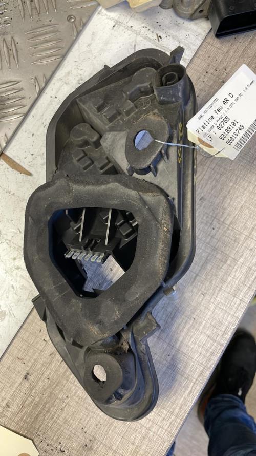 Platine feu arriere droit OPEL CORSA D PHASE 2 Diesel image 1