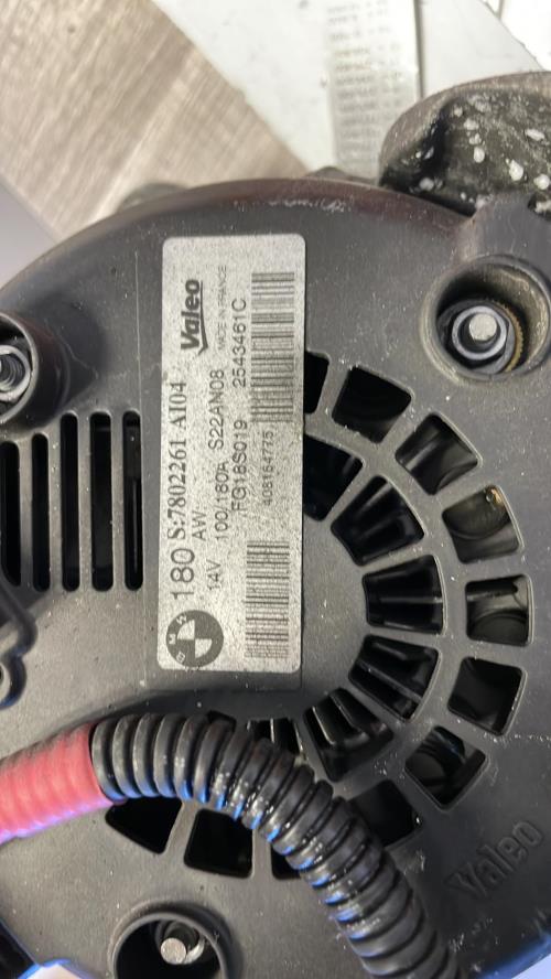 Alternateur BMW SERIE 5 E60 PHASE 2 Diesel image 2
