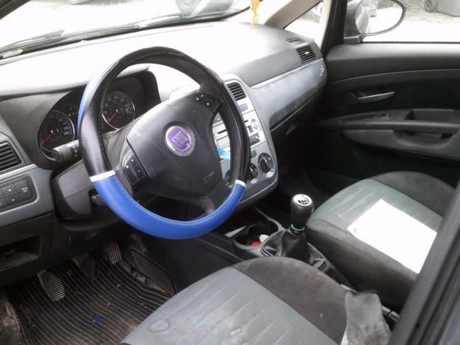 Retroviseur gauche FIAT GRANDE PUNTO Diesel image 6